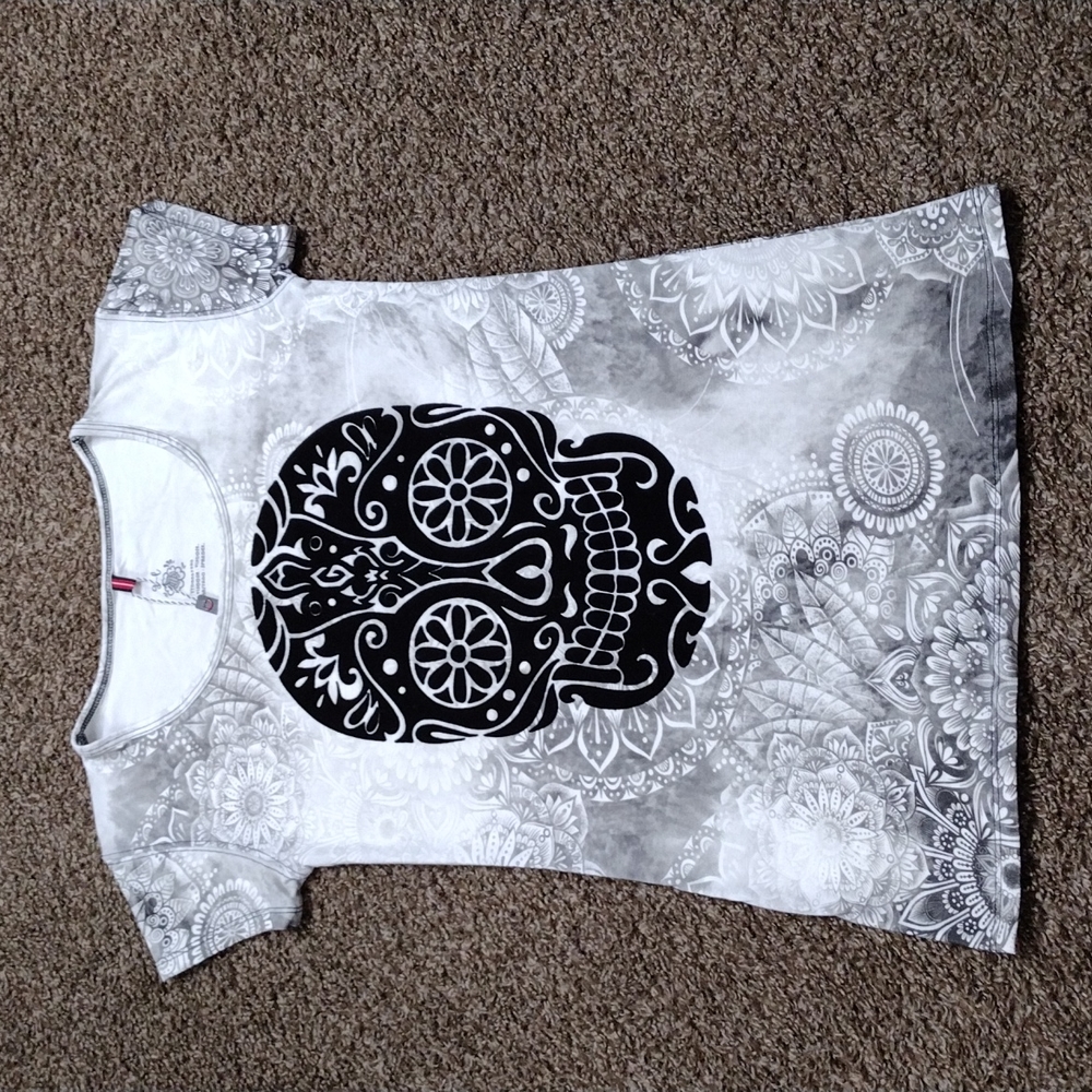 NWT ¡Ay Guey! Mexican Sugar Skull Shirt